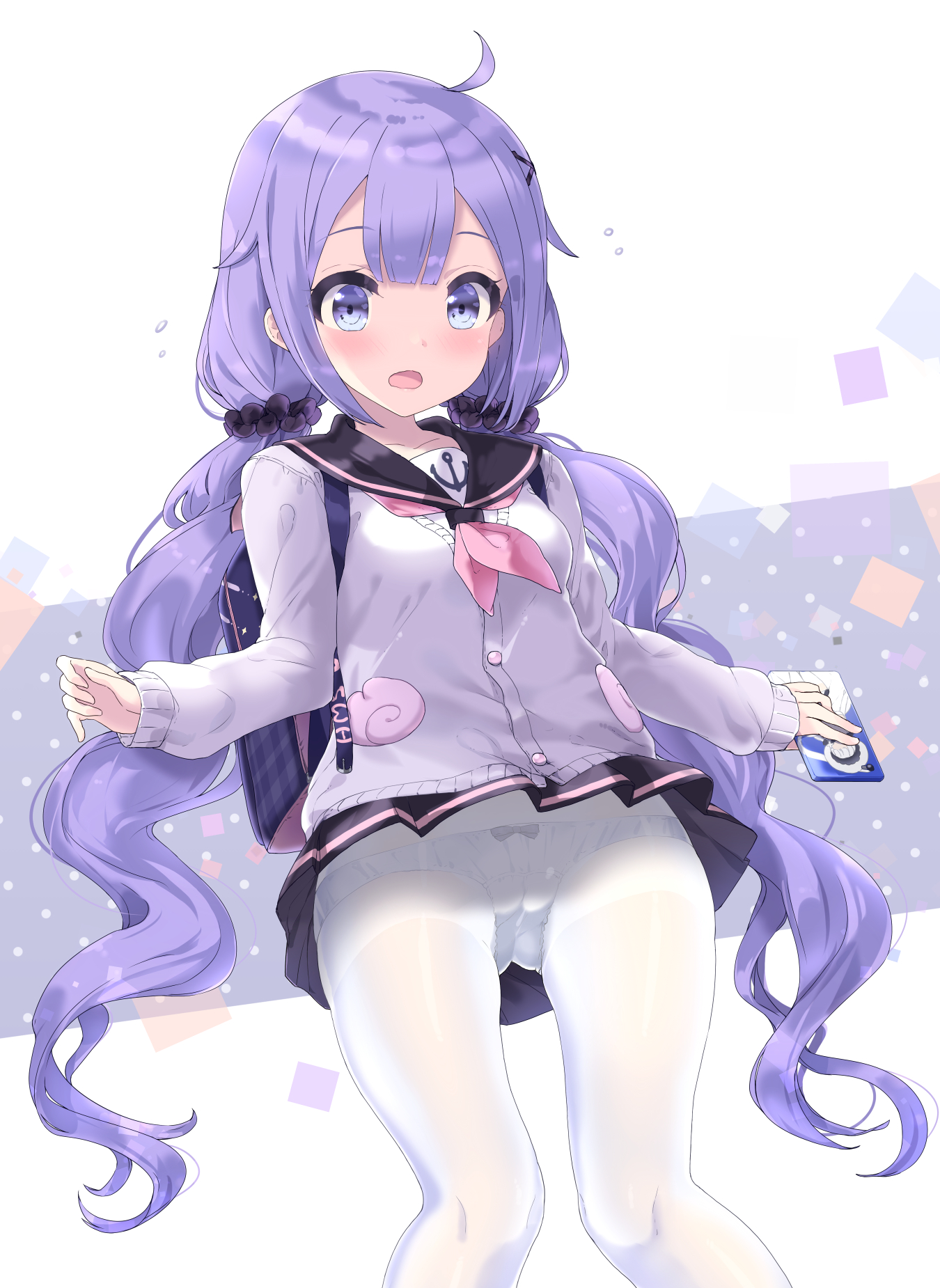 アズールレーンのユニコーンちゃんのかわいいしゃがみパンチラ画像！